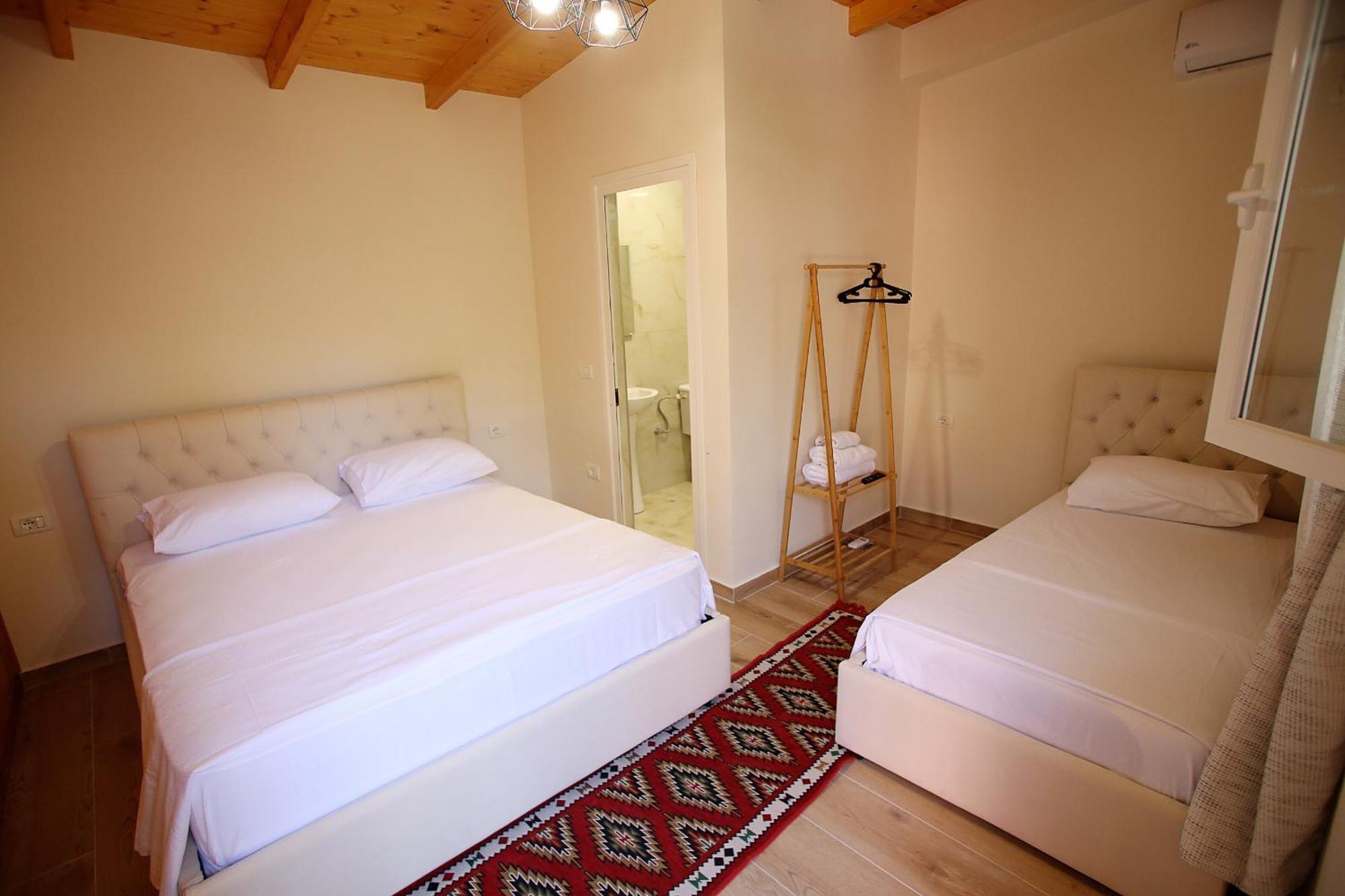 Vila Hyseni Durres Room photo