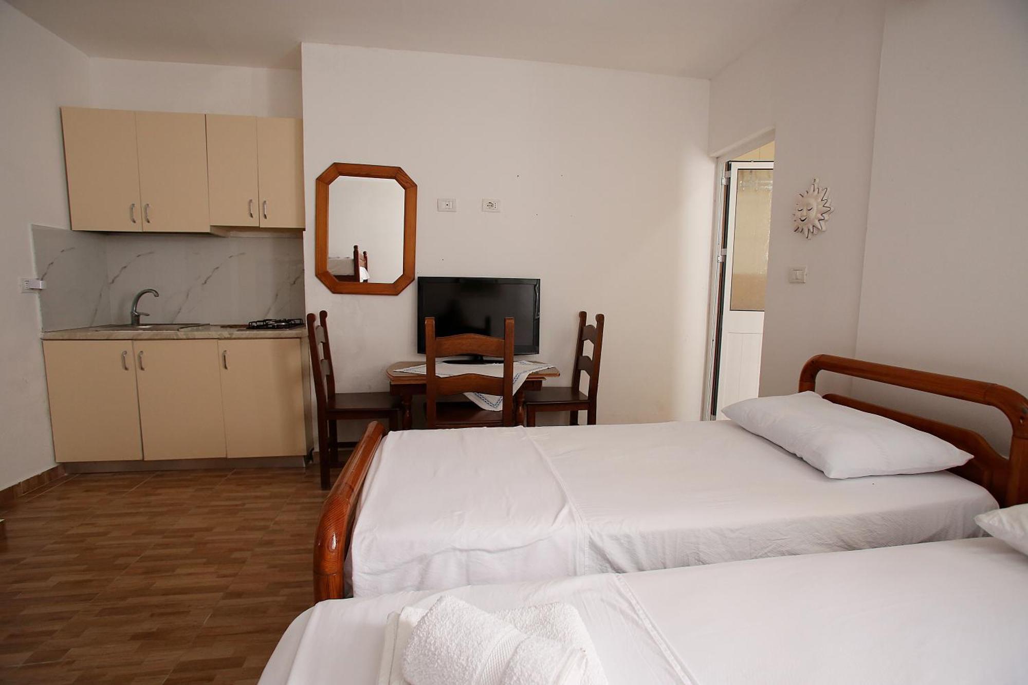 Vila Hyseni Durres Room photo